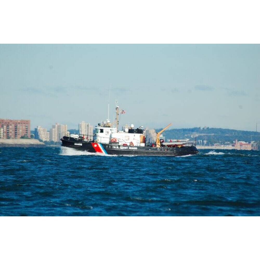 USCGC Pendant (WYTL-65608) 30 Inches L Ship Model
