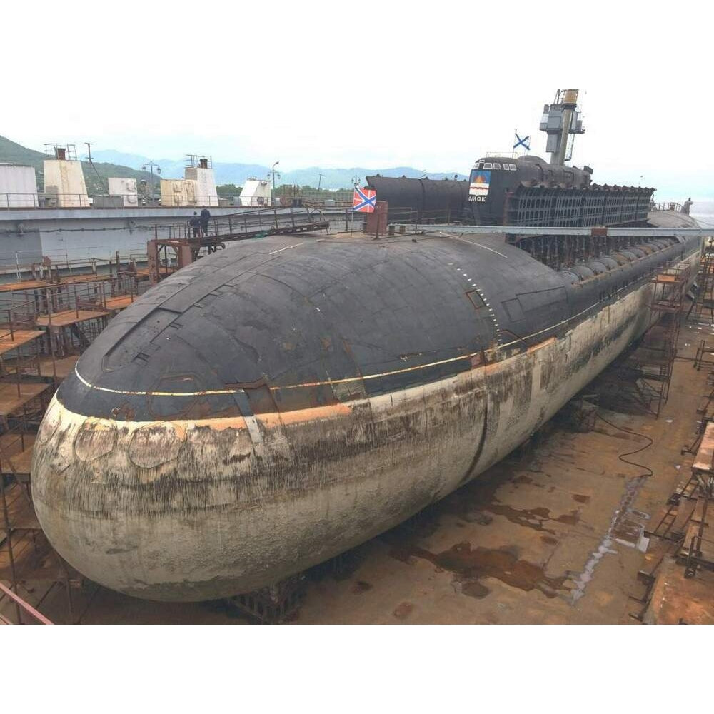 Russian K-141 Kursk Oscar II-Class Submarine (Project 949A) 30 Inches Model