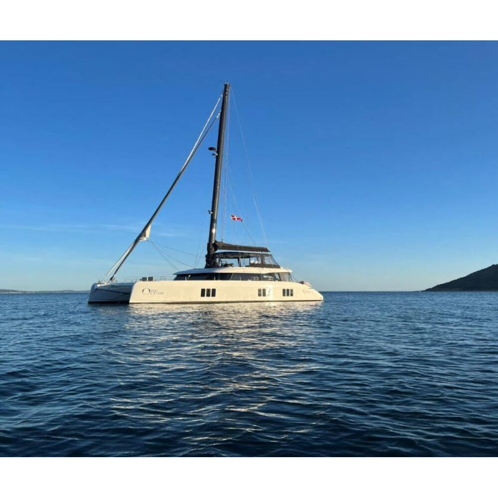 Polish Sunreef 50 (Sunreef Series) 36 Inches Ship Model