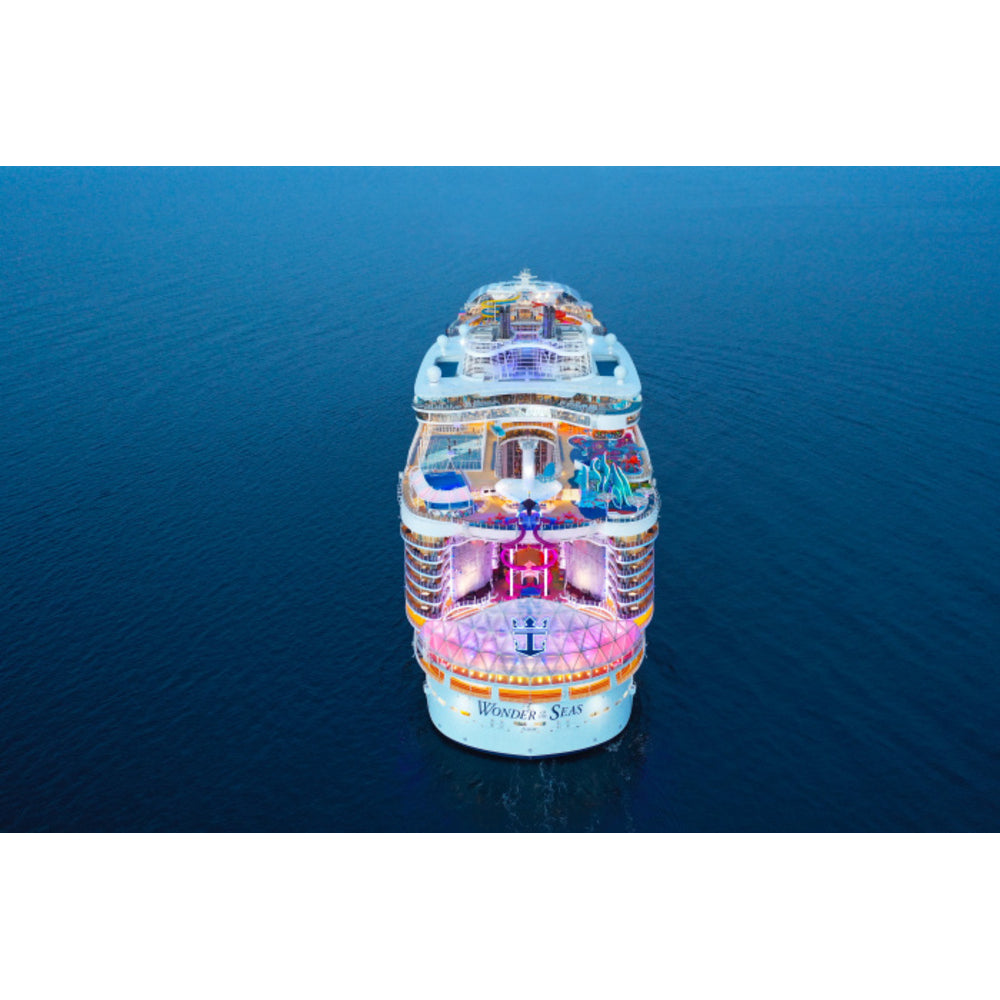 American Wonder of the Seas (Oasis Class) - Royal Caribbean 36 Inches Ship Model