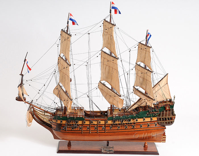 Friesland Medium Admiral Line