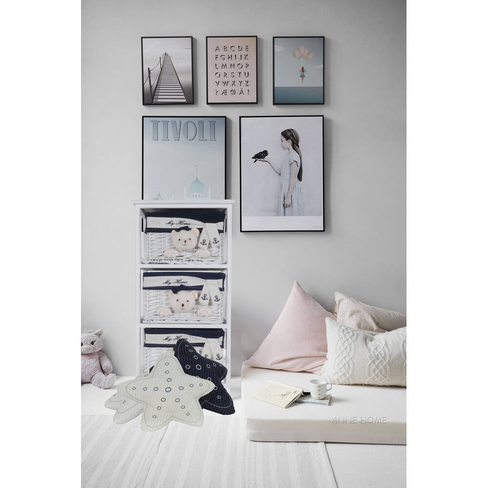 Anne Home - Star Pillow - White  Set of 2
