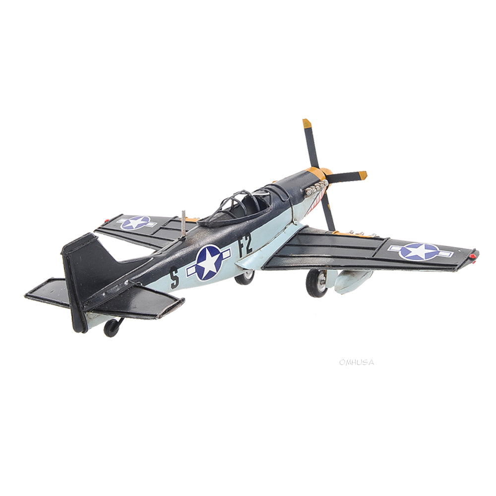1943 Grey Mustang P51 1:40