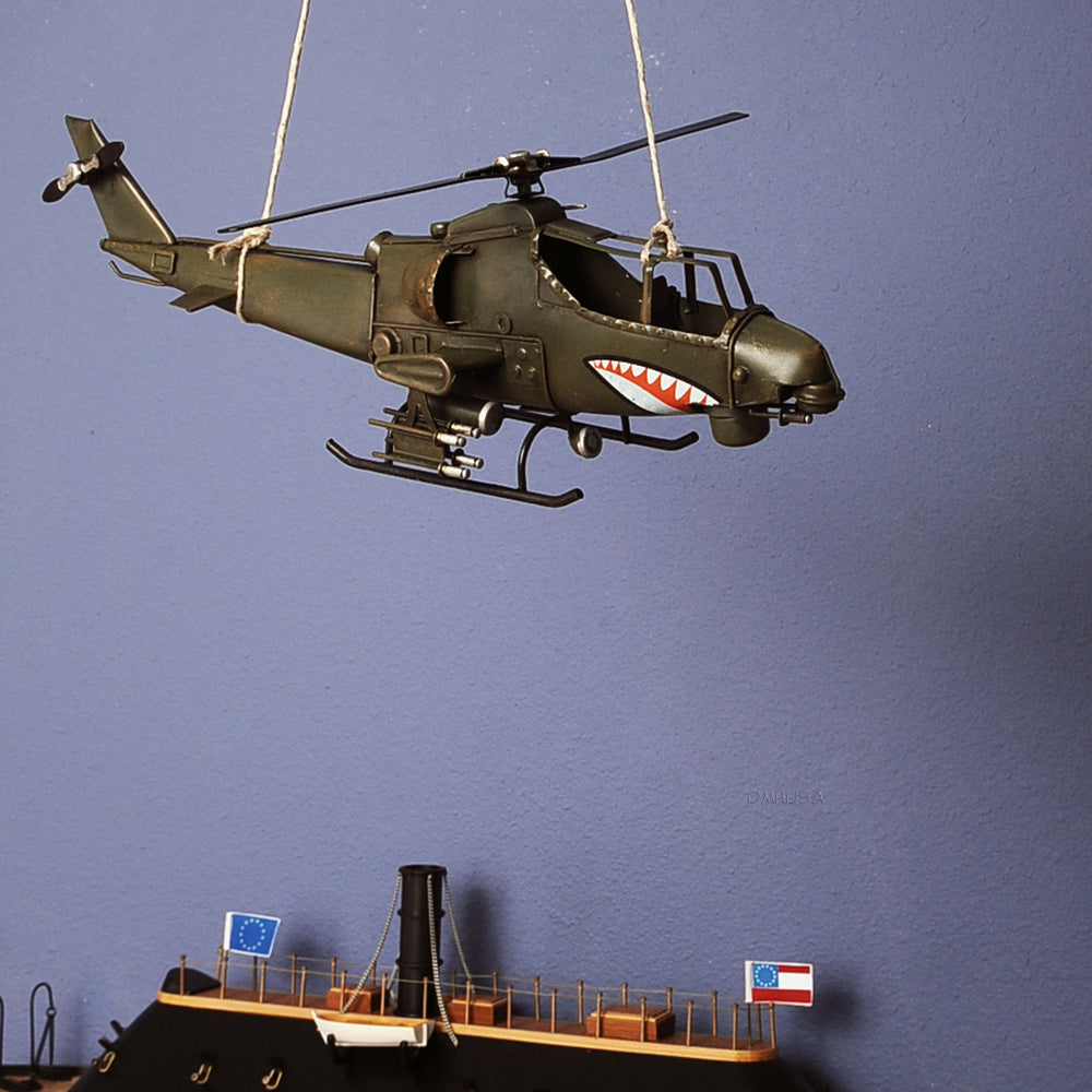 1960s U.S. Attack Helicopter 1:46