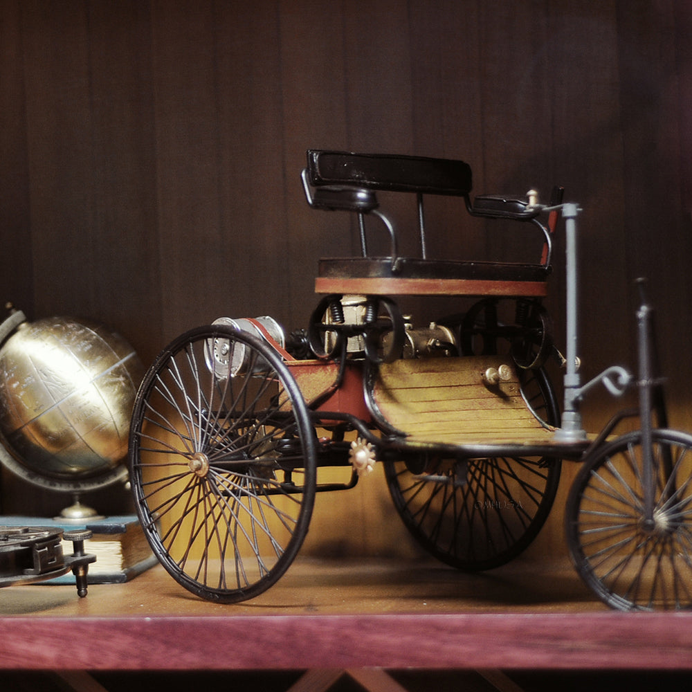 1886 Yellow & Black Benz Car