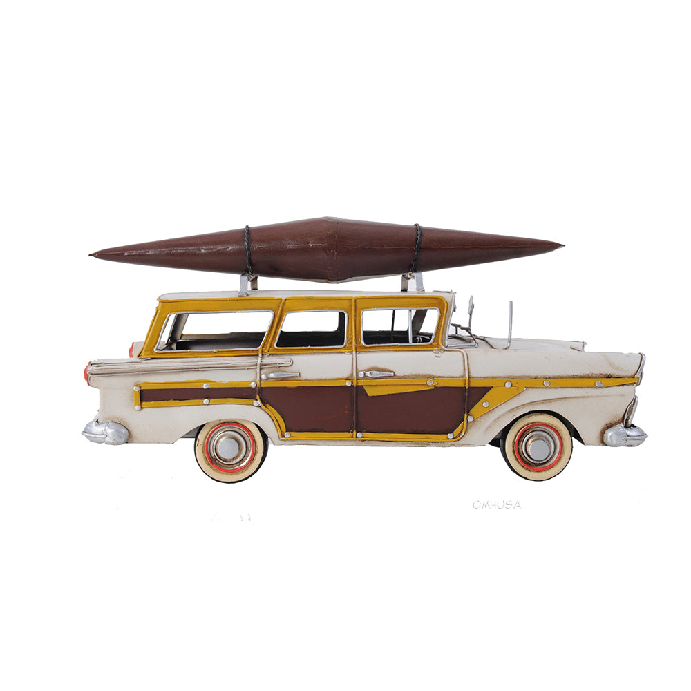 Fords Woody-Look Country Squire W/ Kayak