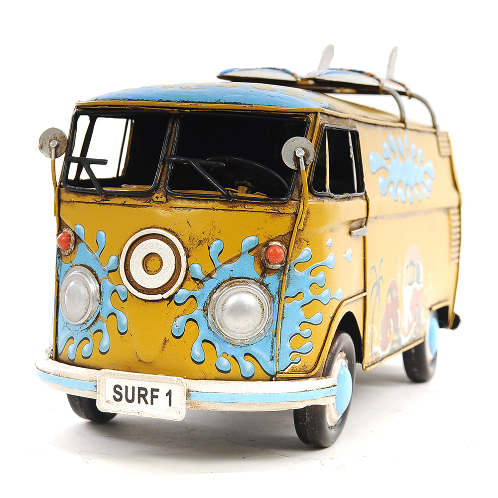1967 Volkswagen Deluxe Bus 1:18
