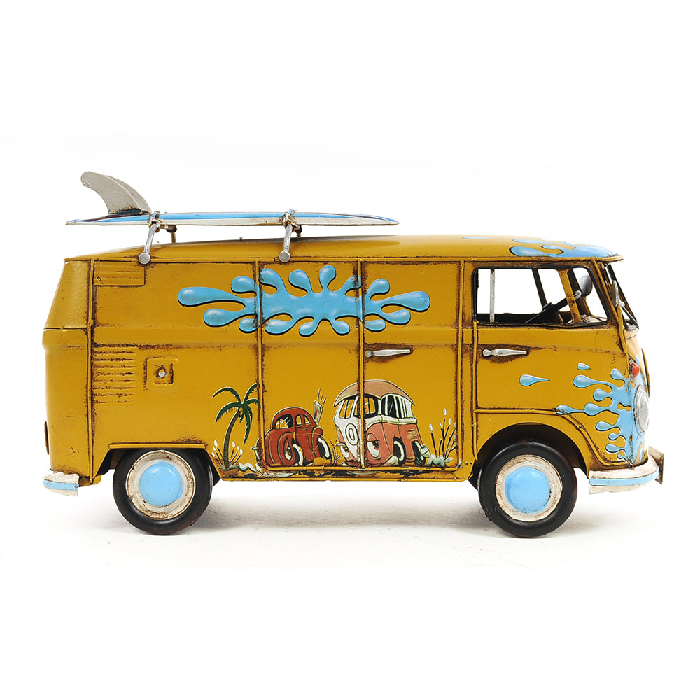 1967 Volkswagen Deluxe Bus 1:18
