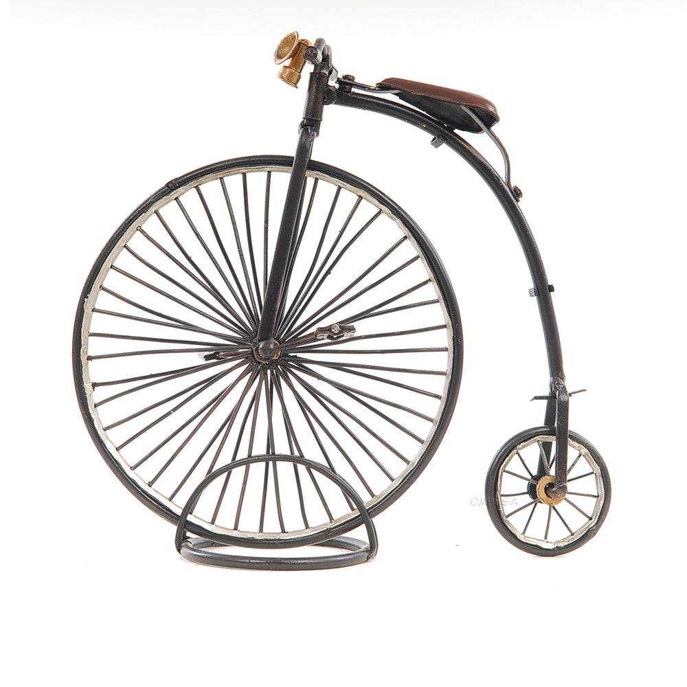 1870 The High Wheeler -Penny Farthing