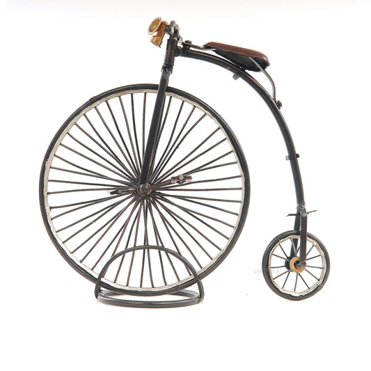 1870 The High Wheeler -Penny Farthing