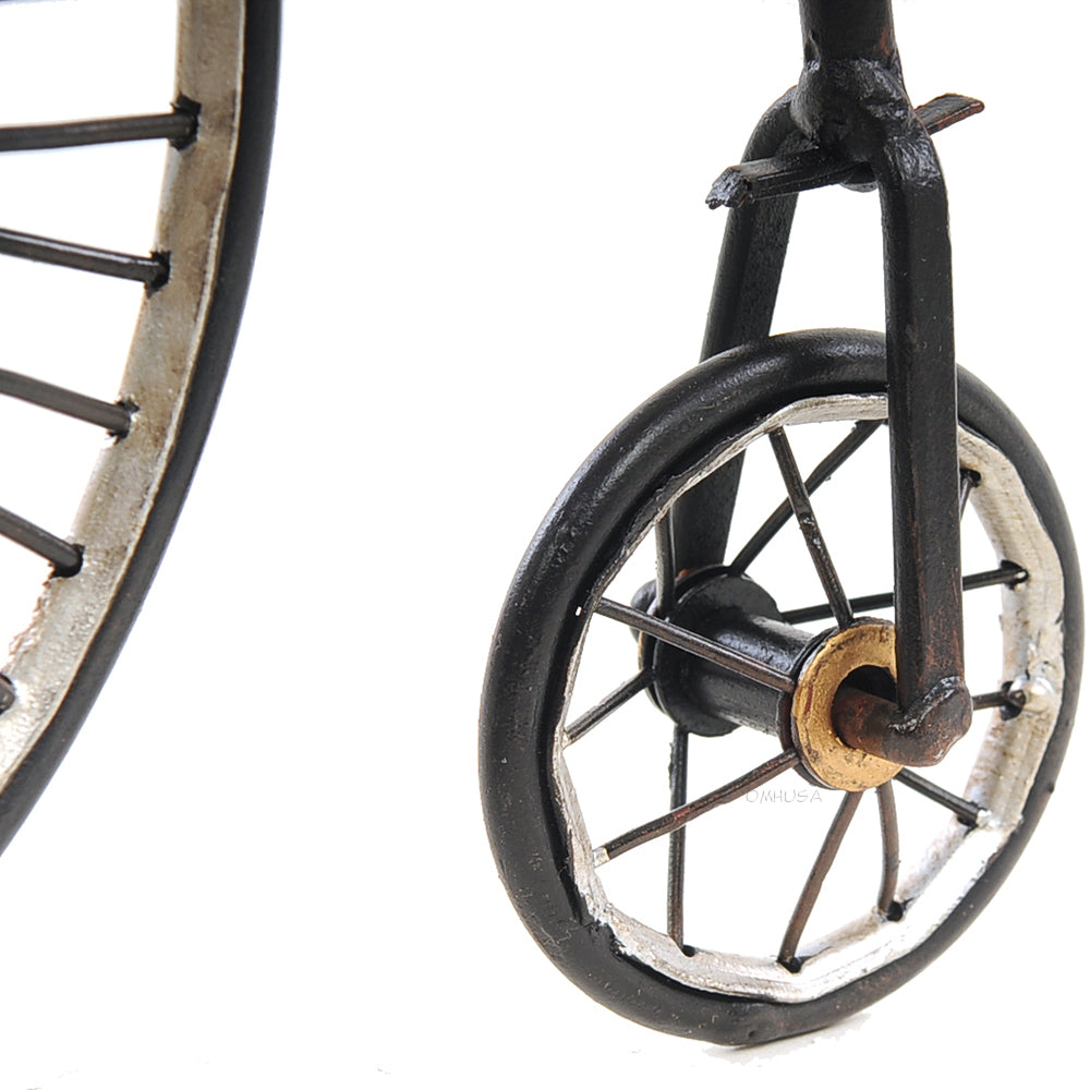 1870 The High Wheeler -Penny Farthing