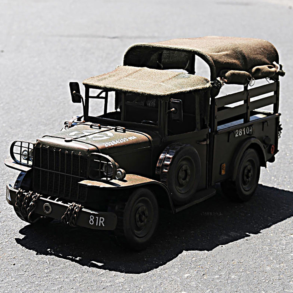 Vintage Dodge M42 Command