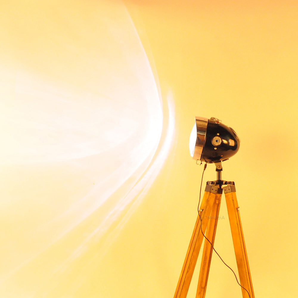 Jawa Lamp with Tripod
