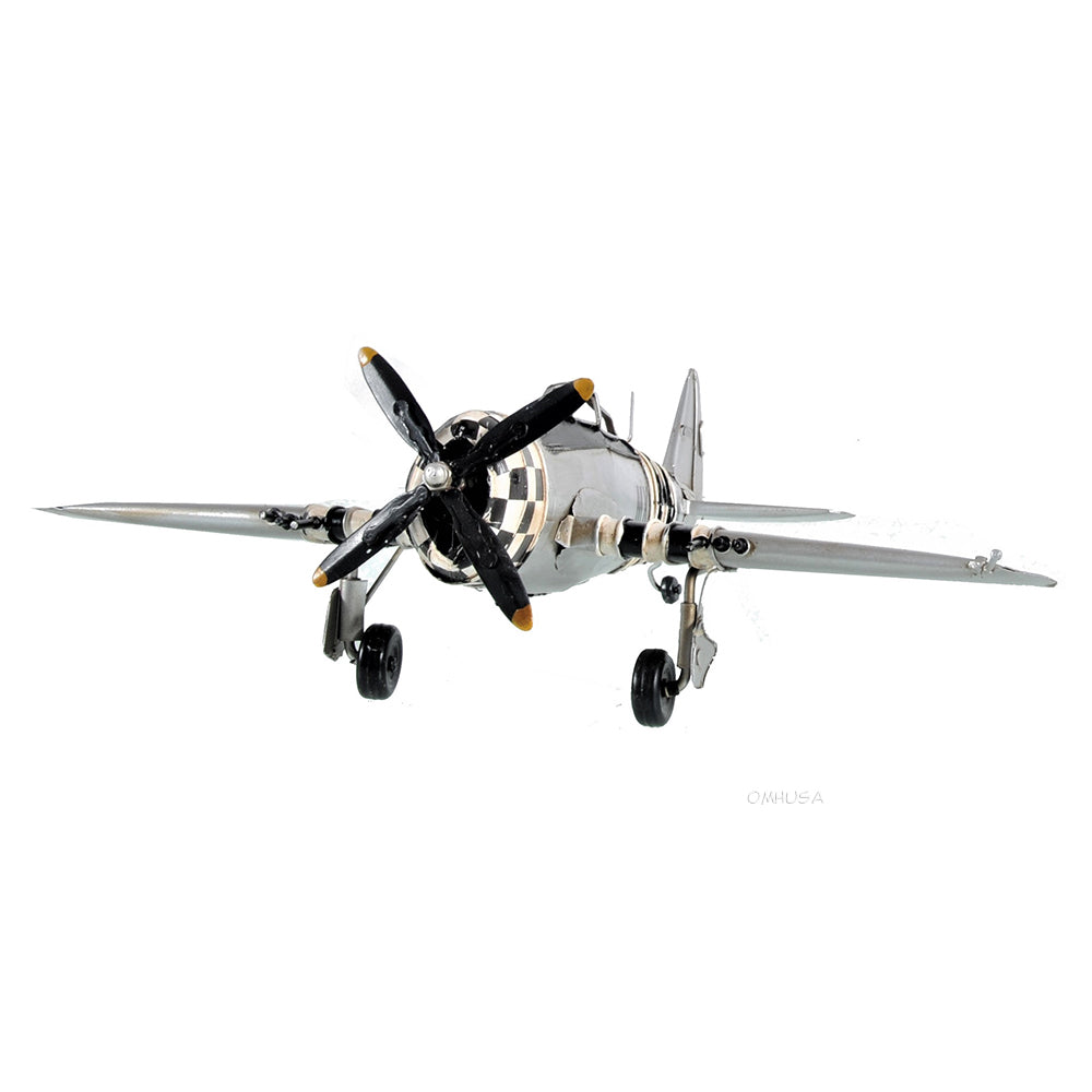 1943 Republic P-47 Bomber-Fighter
