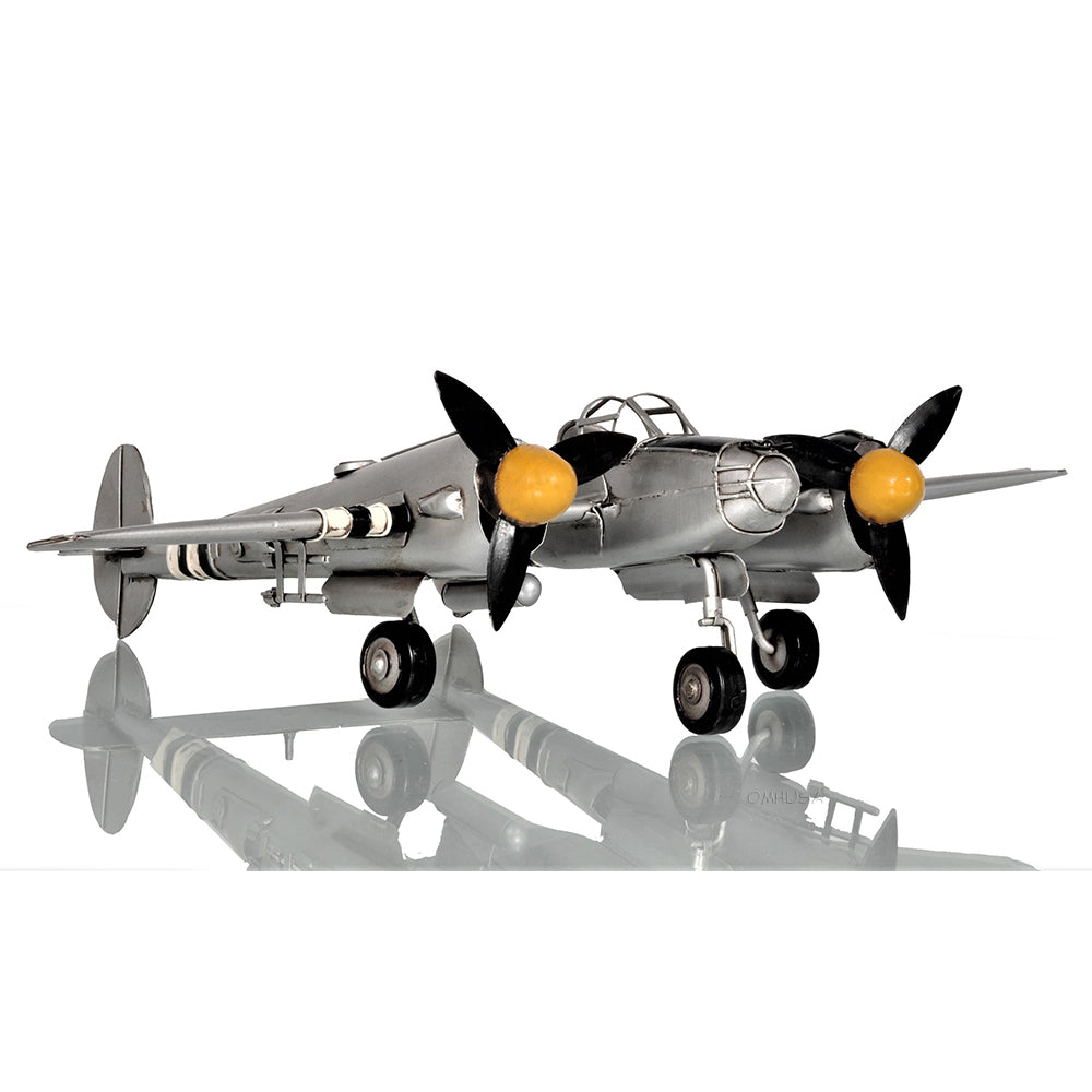 1940s U.S. Twin-Engine Fighter Plane