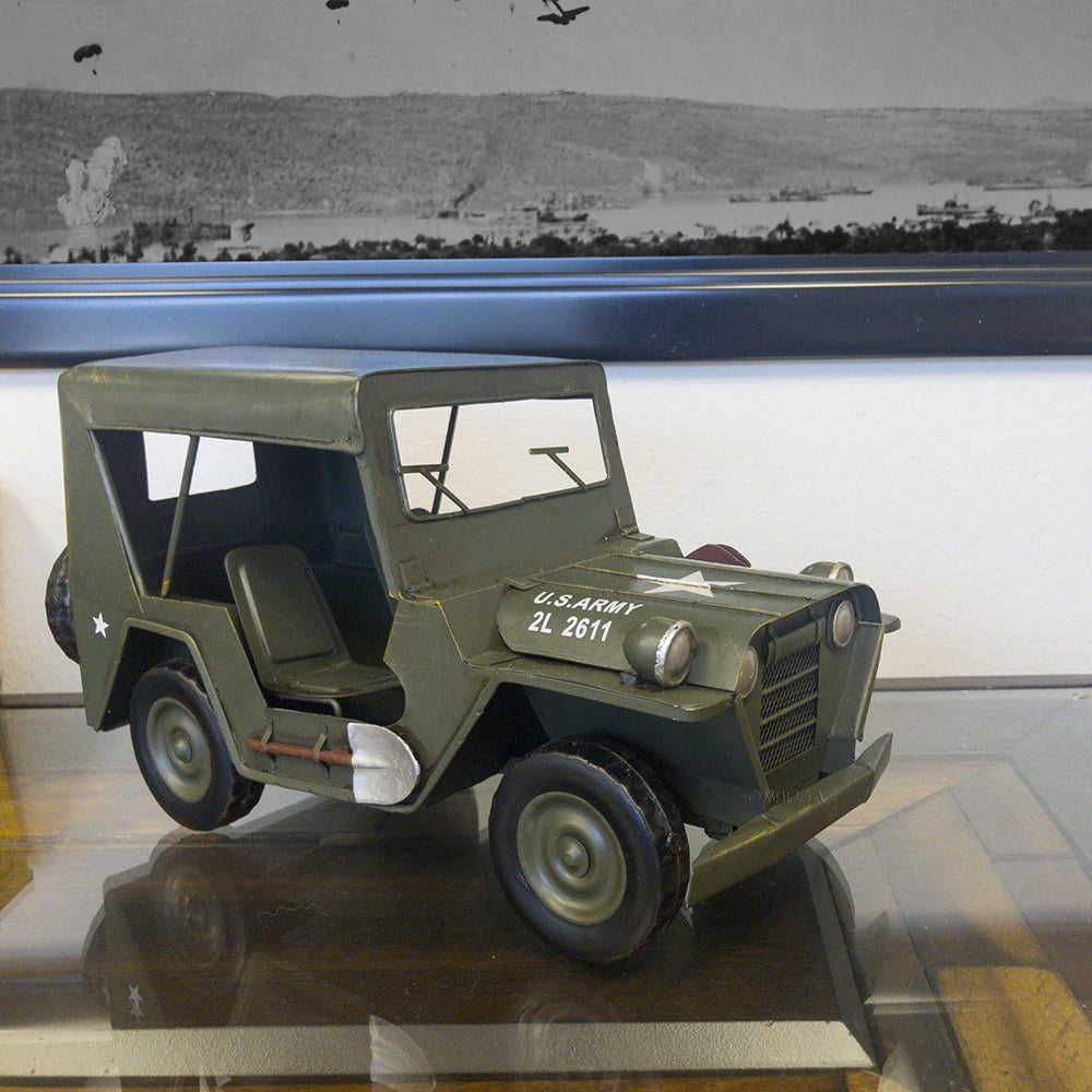 1940 Willys Quad Overland Jeep Model Car Metal