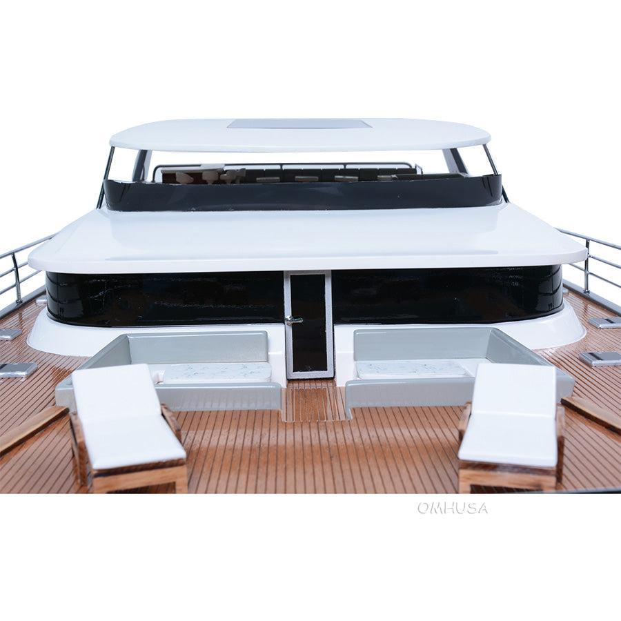 Victory 2500 Yacht Model