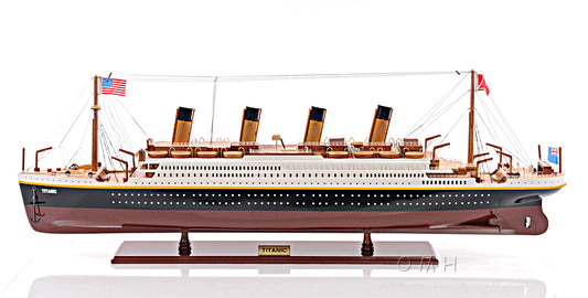 RMS Titanic Ship Model - Medium