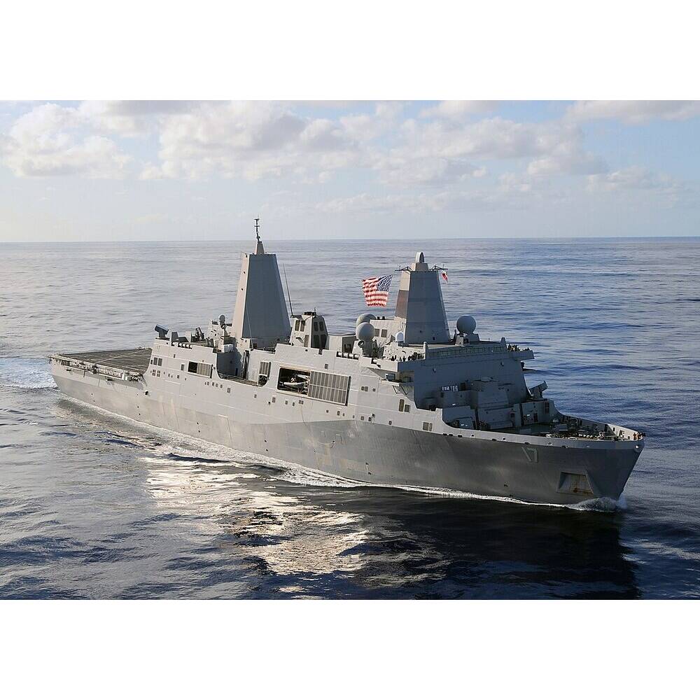 USS San Antonio (LPD-17) Medium