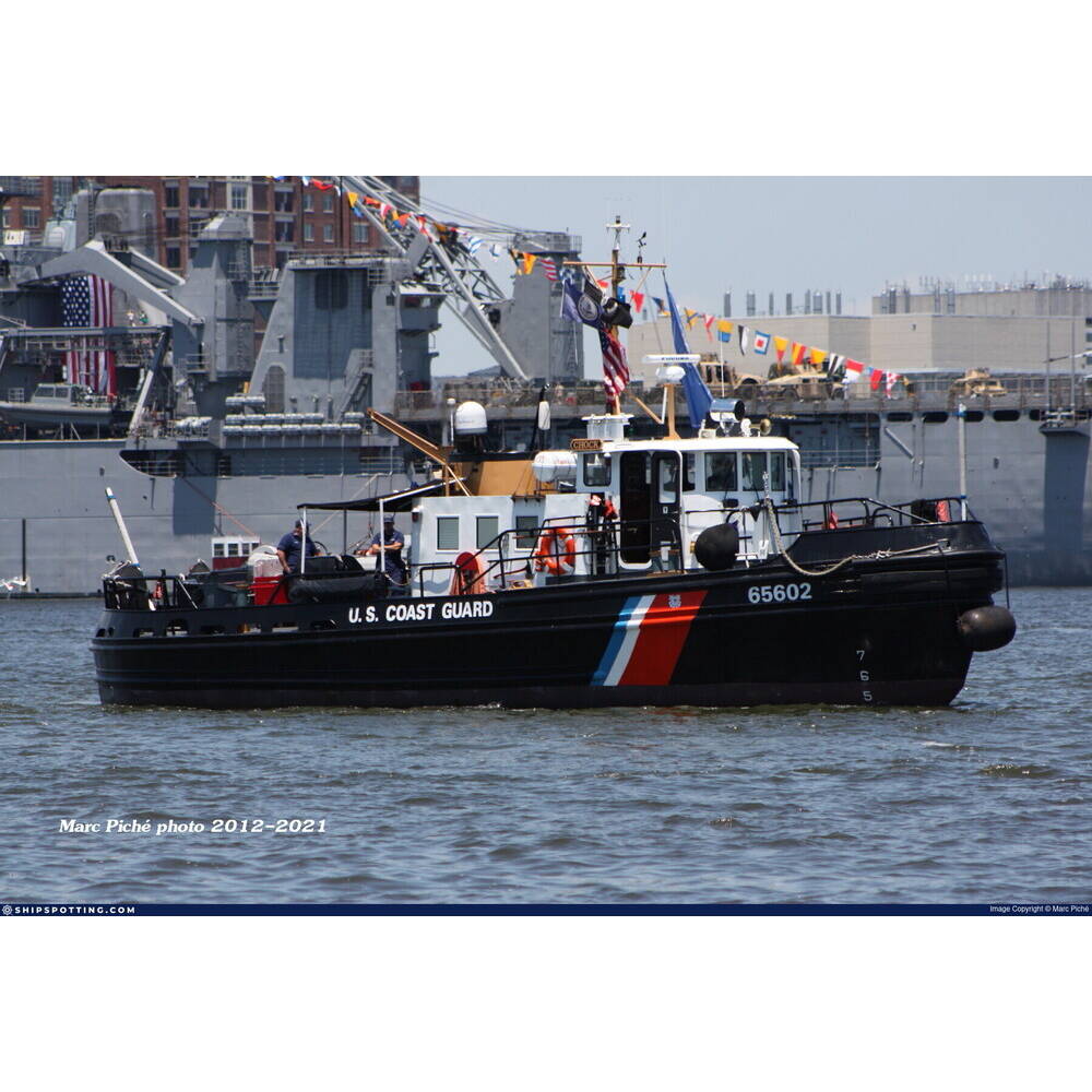 USCGC Chock (WYTL-65602) 30 Inches L Ship Model