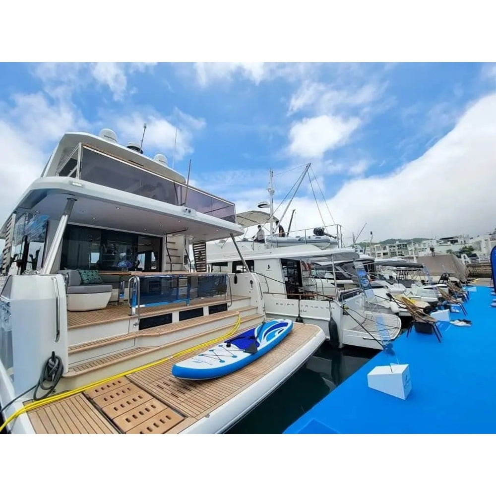 French Beneteau Grand Trawler 62 (Trawler Series) 30 Inches Ship Model