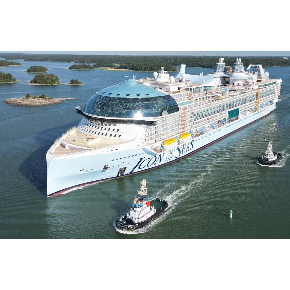 American Icon of the Seas (Icon Class) - Royal Caribbean 30 Inches Ship Model
