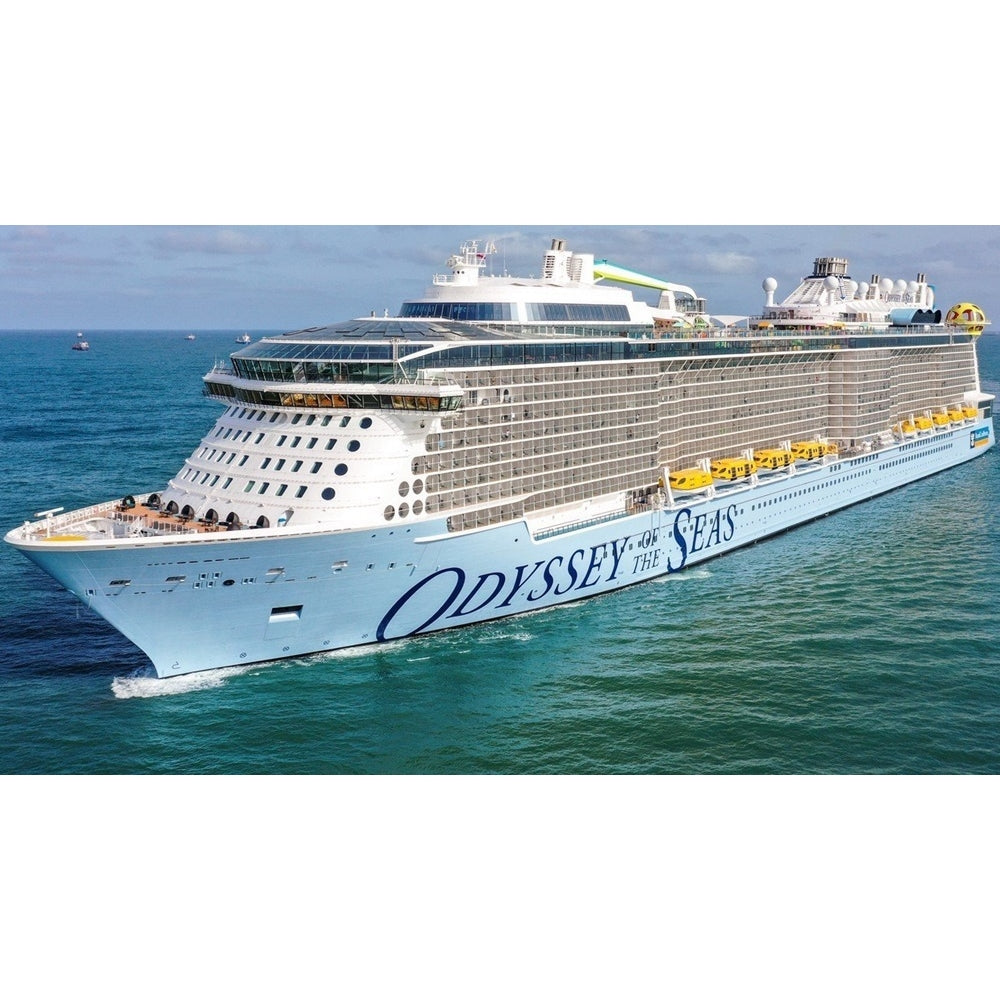 American Odyssey of the Seas (Quantum Ultra Class) - Royal Caribbean 30 Inches Ship Model