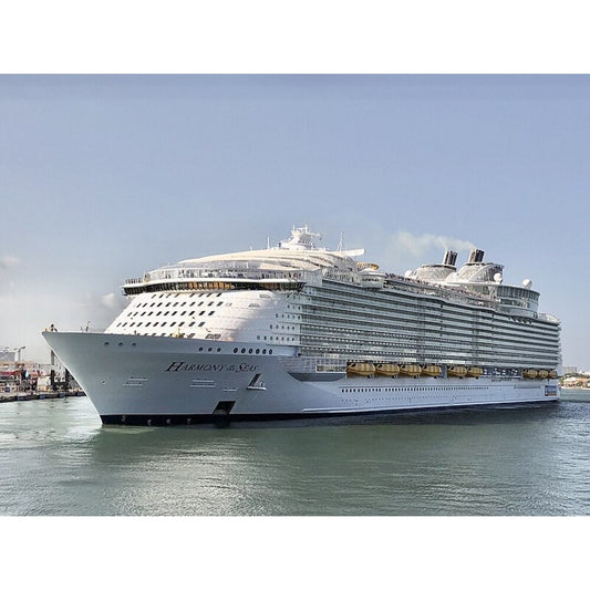 American Harmony of the Seas (Oasis Class) - Royal Caribbean 30 Inches Ship Model