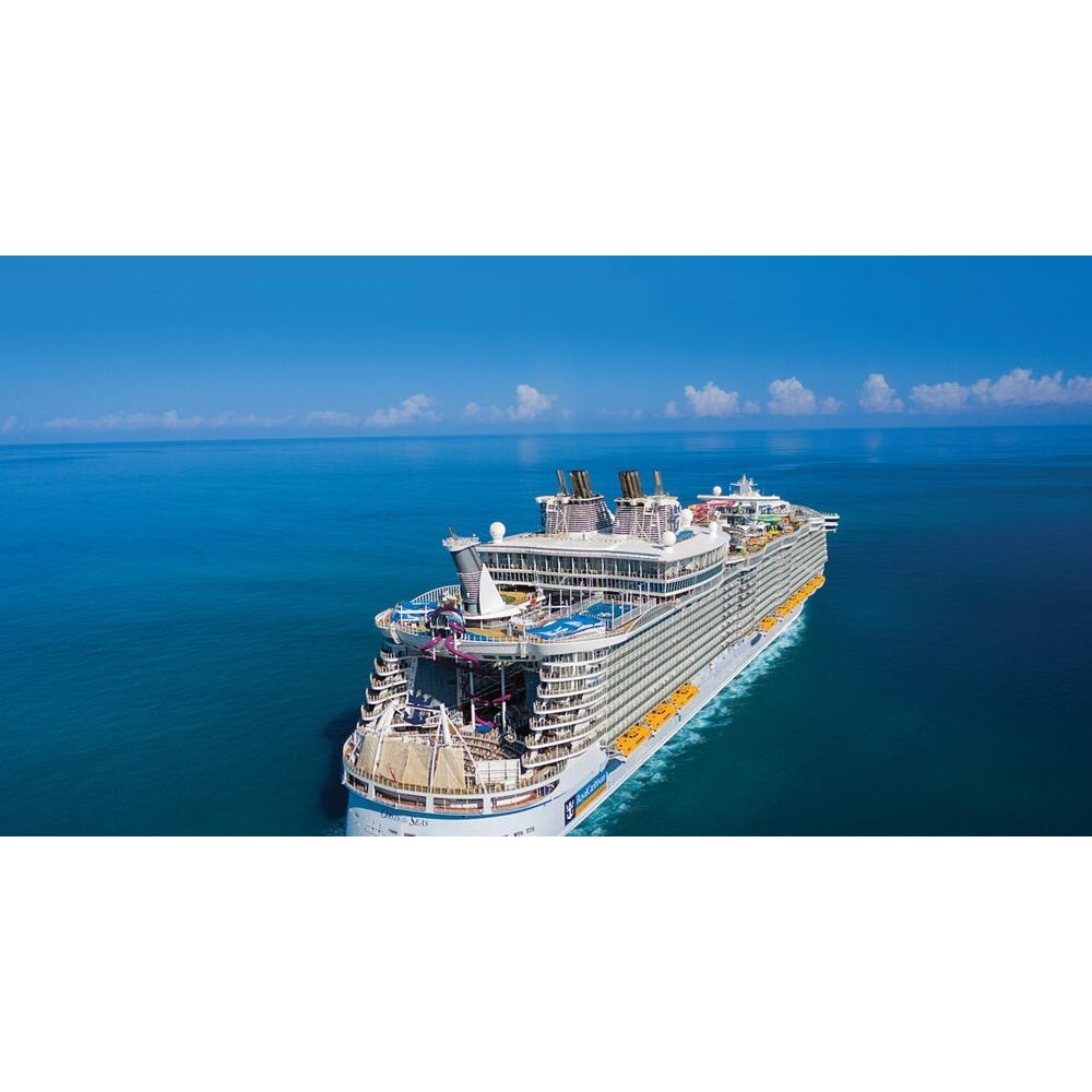American Oasis of the Seas (Oasis Class) - Royal Caribbean 30 Inches Ship Model