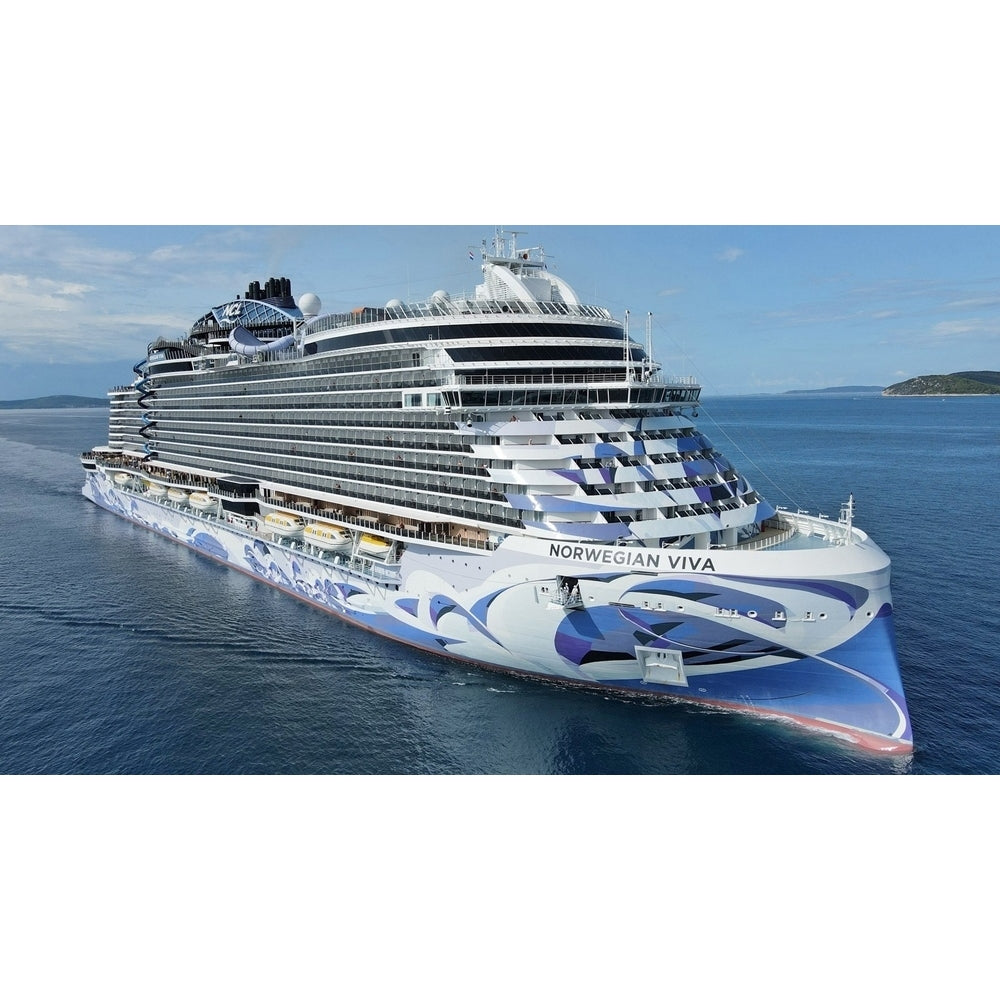 American Norwegian Viva (Prima Class) - Norwegian Cruise Line 30 Inches Ship Model