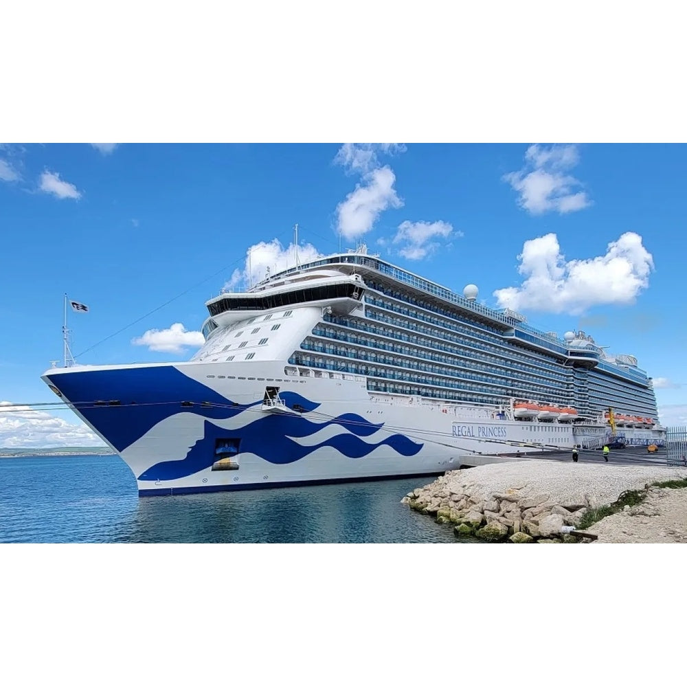 American Regal Princess Royal-Class Cruise Ship 30 Inches Model