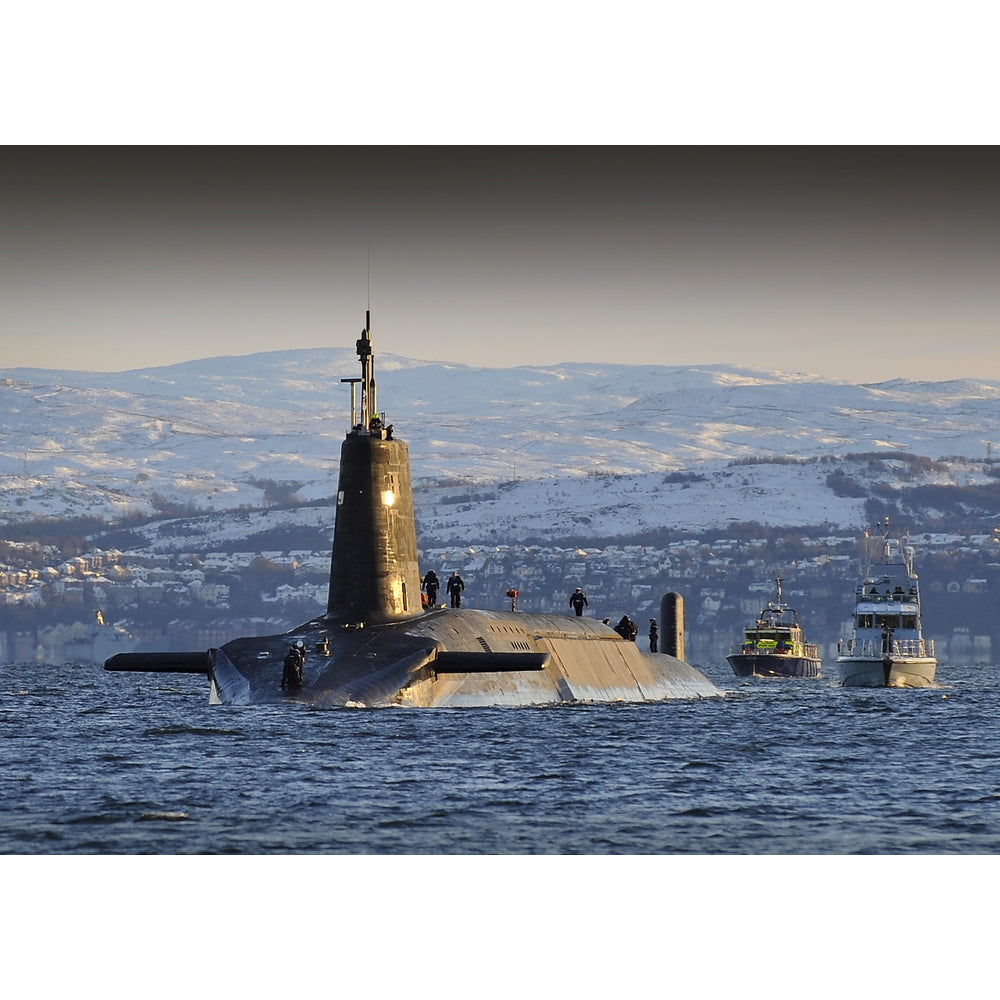 Royal Navy HMS Vanguard Submarine (Vanguard class sub) 30 Inches Model