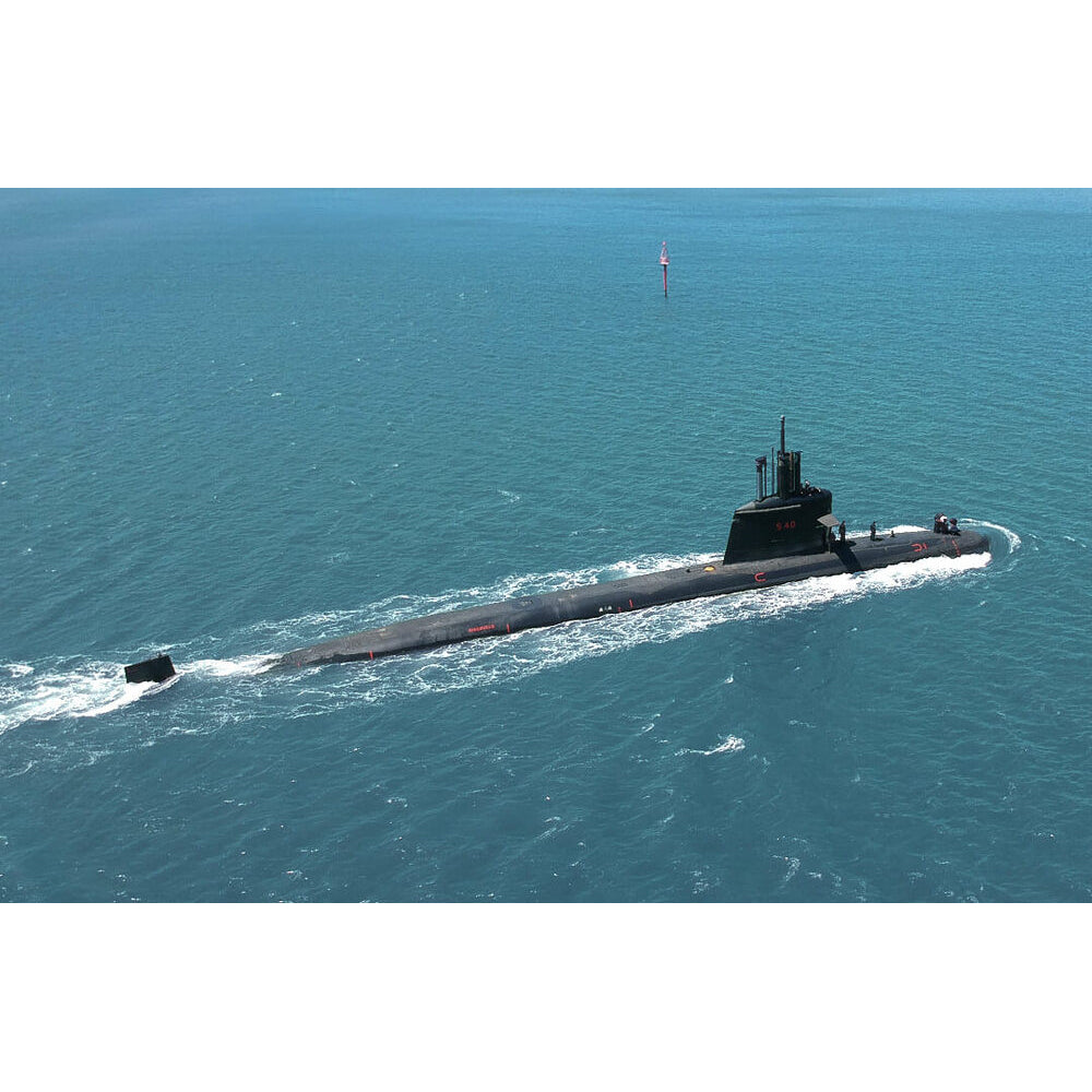 Brazilian Riachuelo Submarine (S40) 30 Inches Model