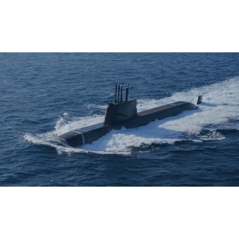 South Korean Dosan Ahn Changho Submarine (KSS-III) 30 Inches Model