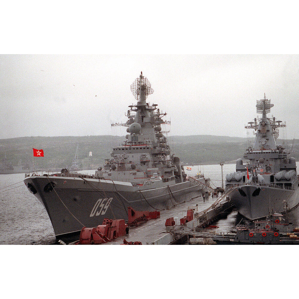 Russian Kirov-Class (Project 1144 Orlan) 30 Inches Battlecruiser Model
