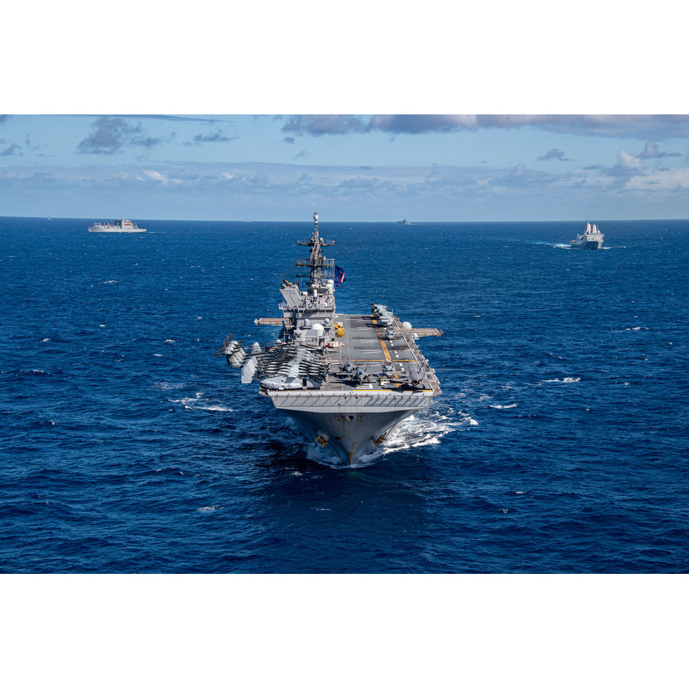 USS American (LHA-6) 30 Inches Amphibious Assault Model