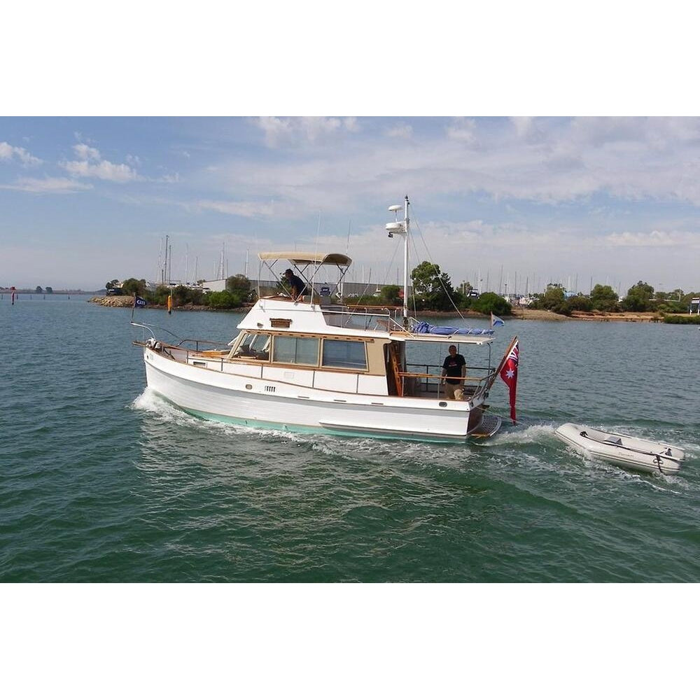 American Grand Banks 32 (Grand Banks Series) 36 Inches Ship Model