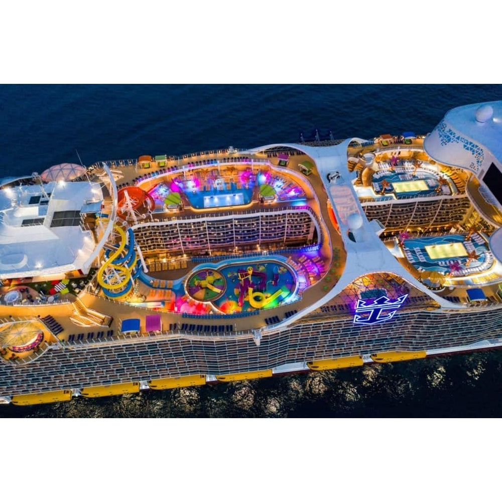 American Wonder of the Seas (Oasis Class) - Royal Caribbean 36 Inches Ship Model