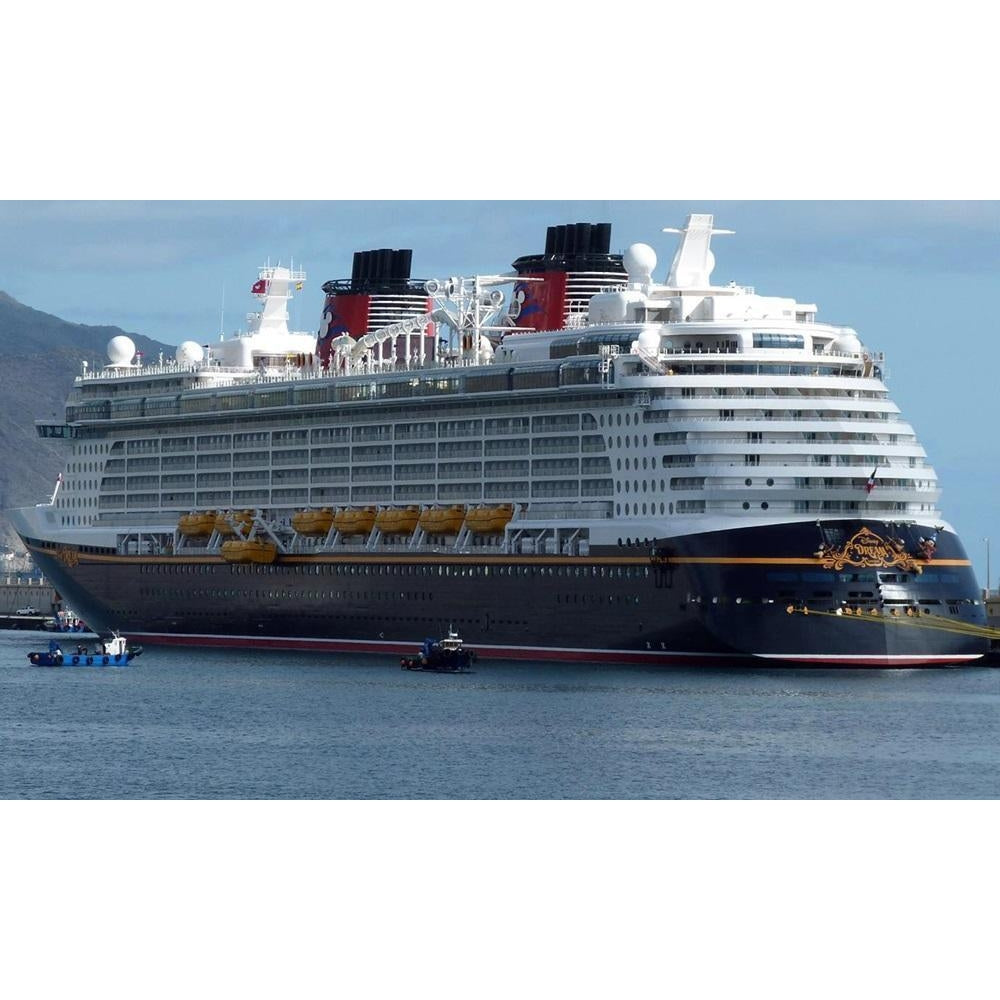 Disney Dream (Disney Cruise Line) 36 Inches Cruise Ship Model