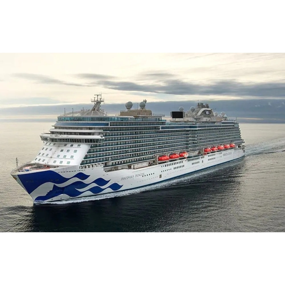 American Discovery Princess (Royal-Class) Cruise Ship 36 Inches Model