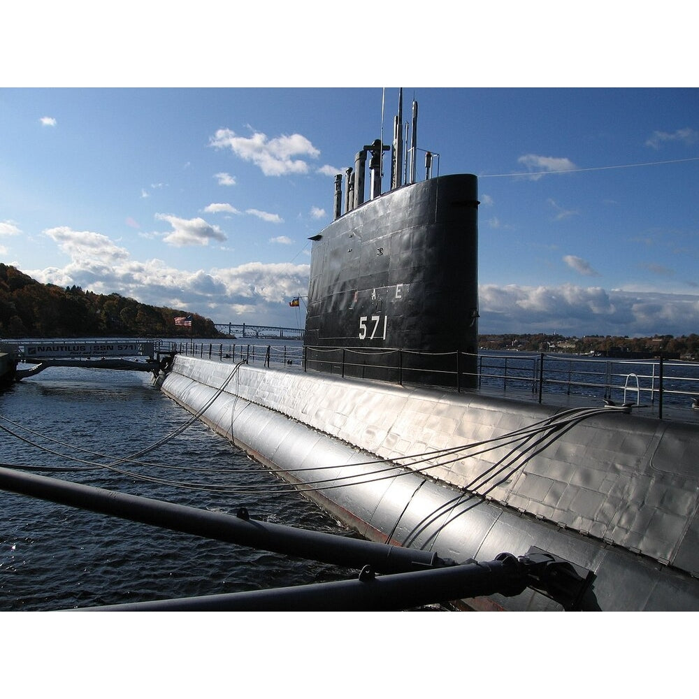 USS Nautilus Submarine (SSN-571) 36 Inches Model