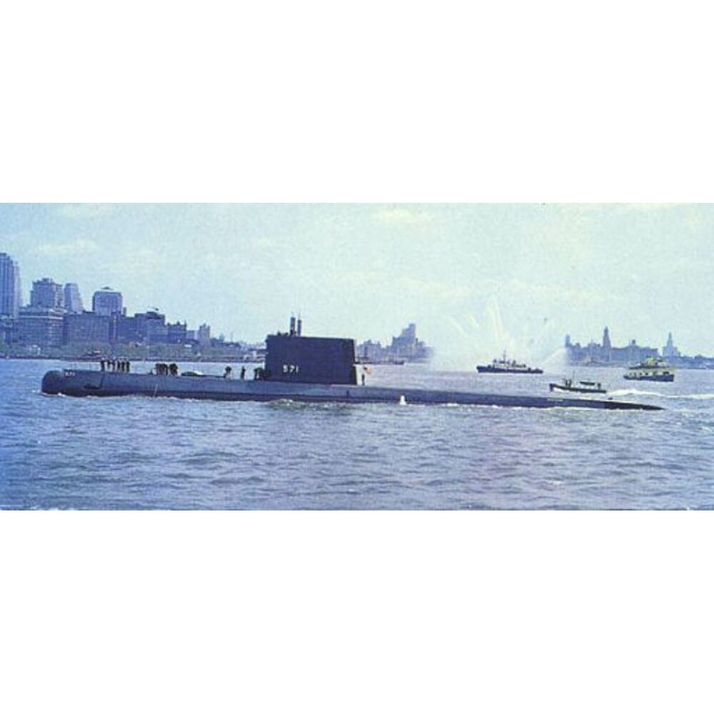 USS Nautilus Submarine (SSN-571) 36 Inches Model