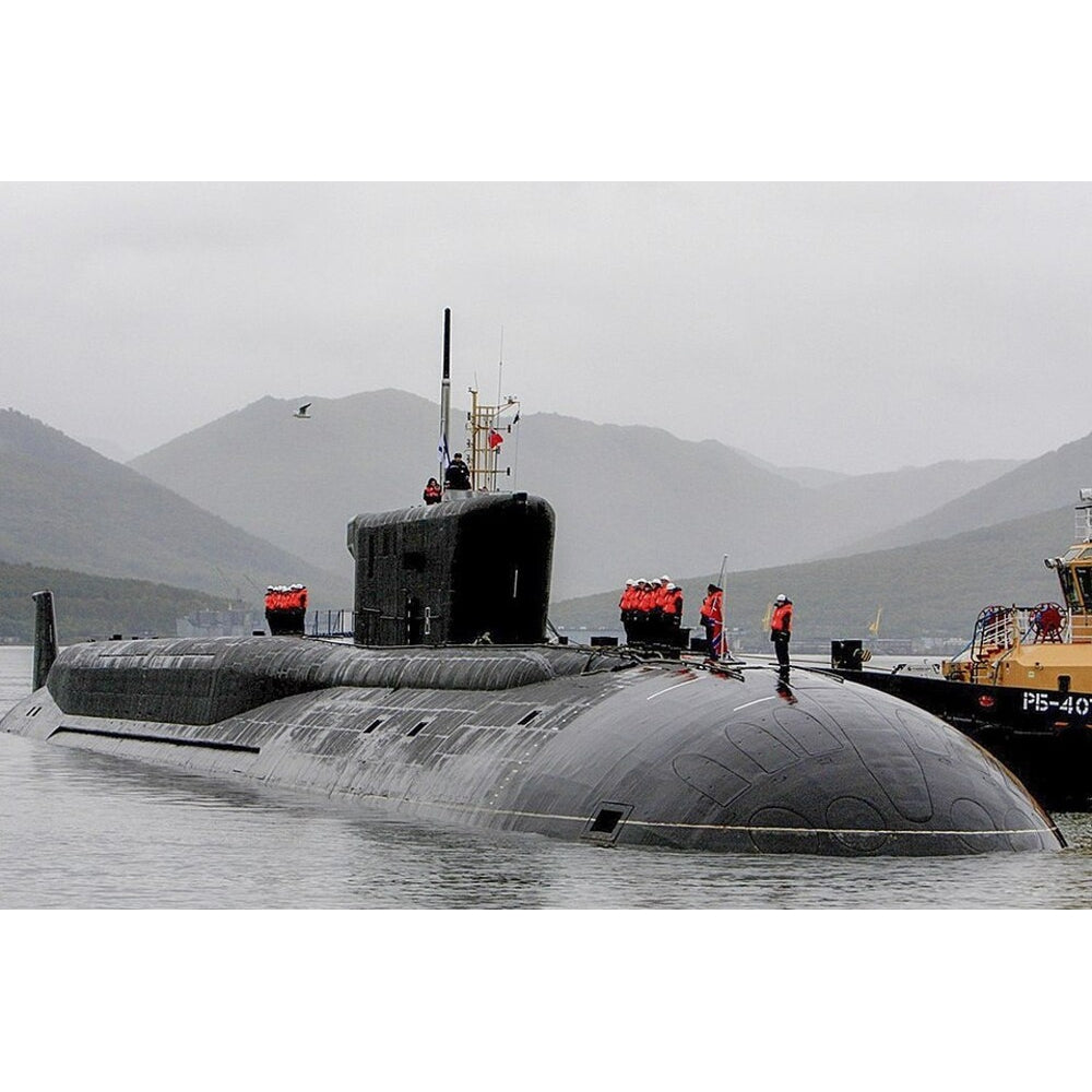 Russian K-535 Yuriy Dolgorukiy Borei-Class Submarine (Project 955) 36 Inches Model