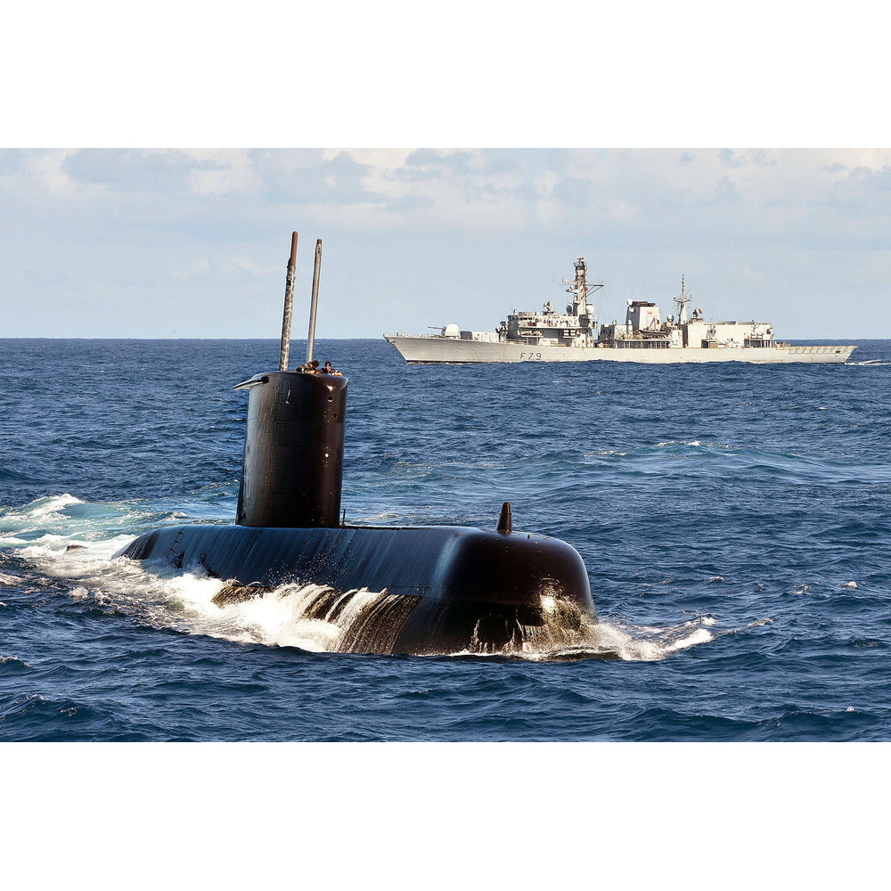 German Type 209 Submarine (U-Boot Klasse 209) 36 Inches Model