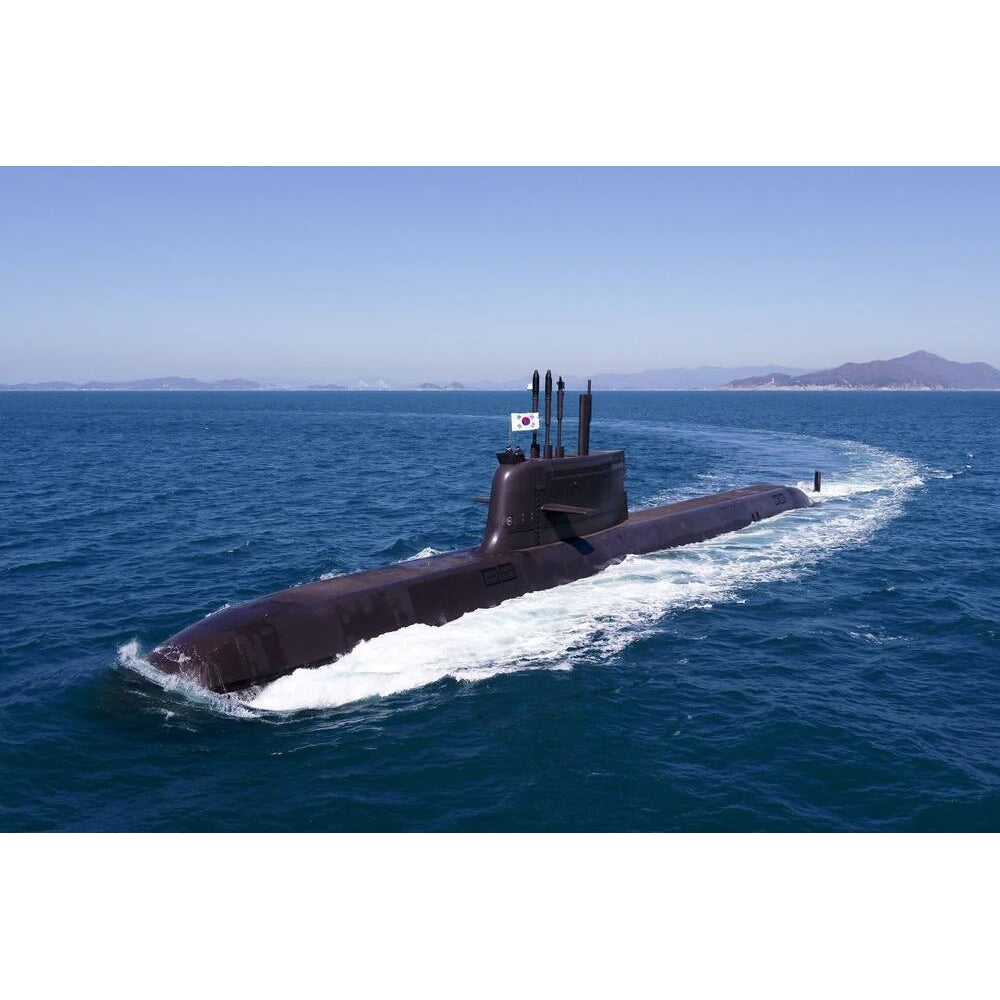 South Korean Dosan Ahn Changho Submarine (KSS-III) 36 Inches Model