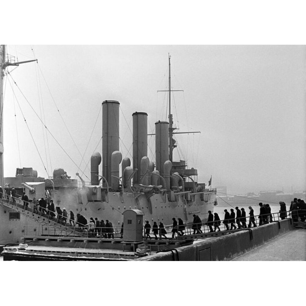 Russian Aurora Pallada-Class (1900) 36 Inches Protected Cruiser Model