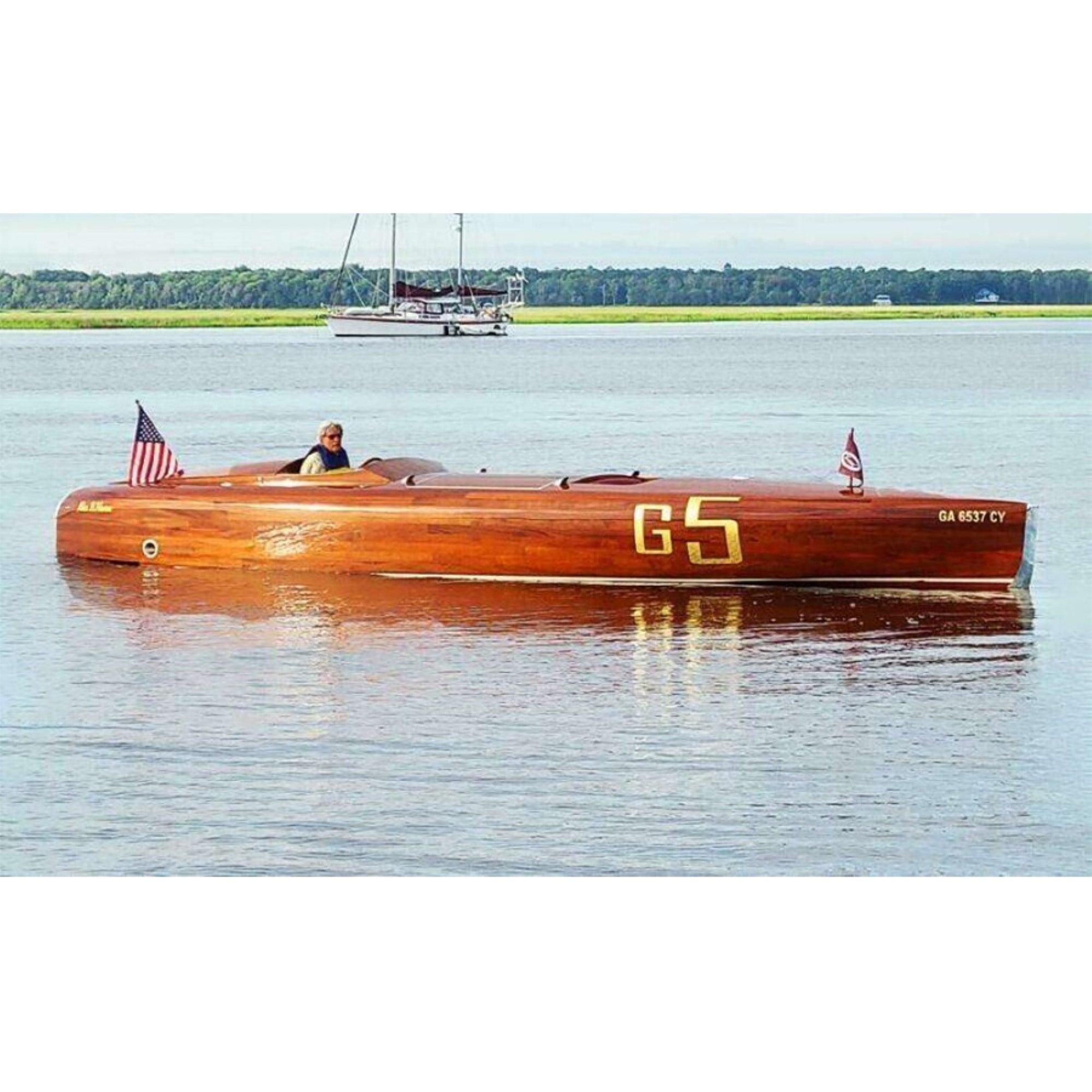 Baby Bootlegger 30 inches boat model
