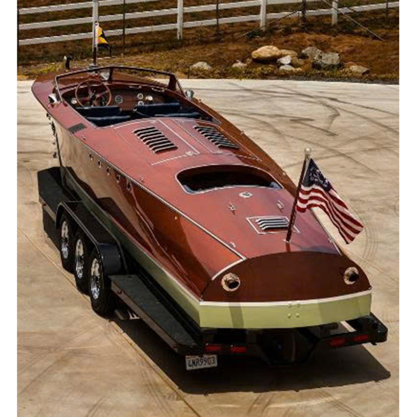 Hacker Eva Special 33 - 30 inches boat model