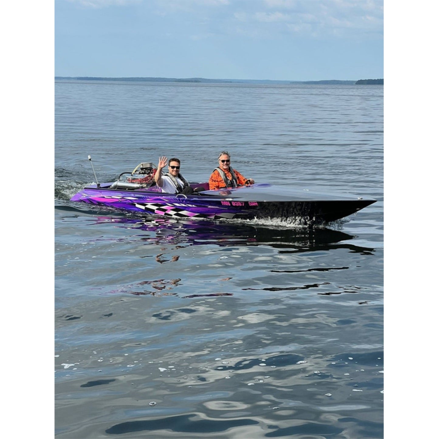 Glen L Tornado - 30 inches boat model
