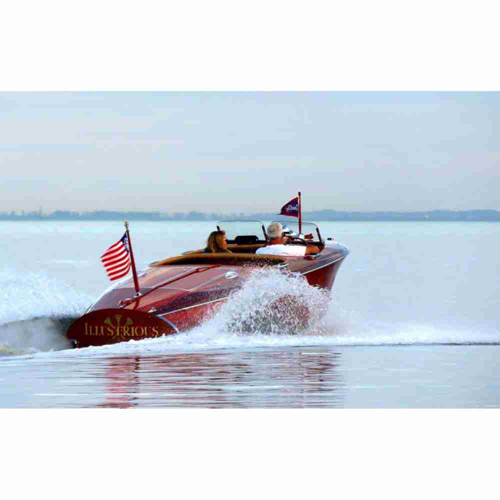 1940 Chris-Craft 19 Runabout "Barrel Back" - 30 inches boat model